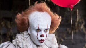 The Shocking Gamble Behind Pennywise’s Return: What If Bill Skarsgård Said No to IT: Welcome to Derry?