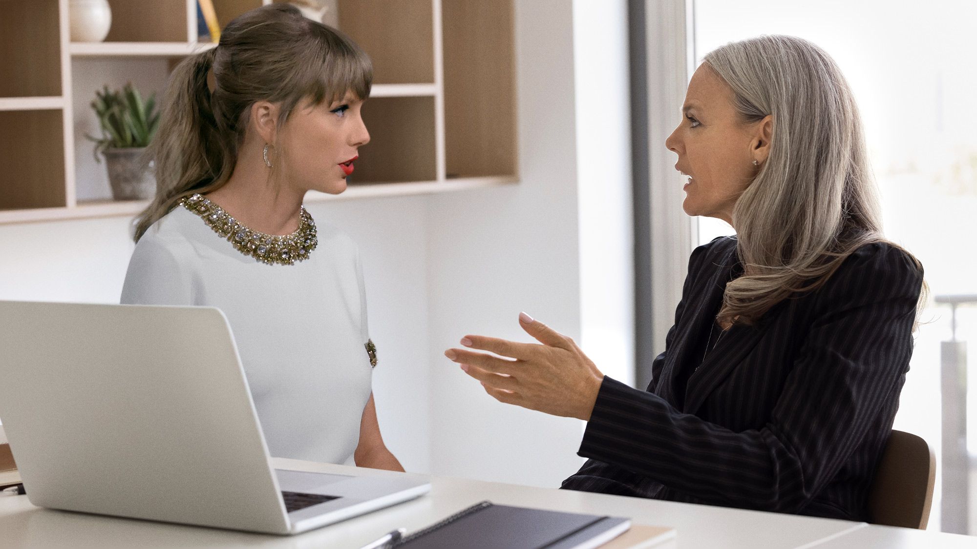 Wedding Planner Drops Subtle Hint That Taylor Swift’s Signature Moves May Not Cut It on Big Day