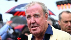 Airport Chaos: Jeremy Clarkson’s Embarrassing Mishap Sparks Questions About His ‘Mounjaro Problem’
