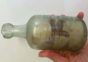 Century-Old WWI Message in a Bottle Discovered on Australian Beach Reveals Unbelievable Secret