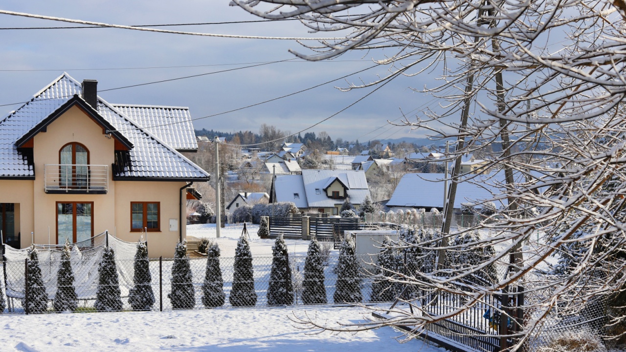 Chilling Secrets: 14 Surprising Facts About Ice and Snow You’ve Never Heard