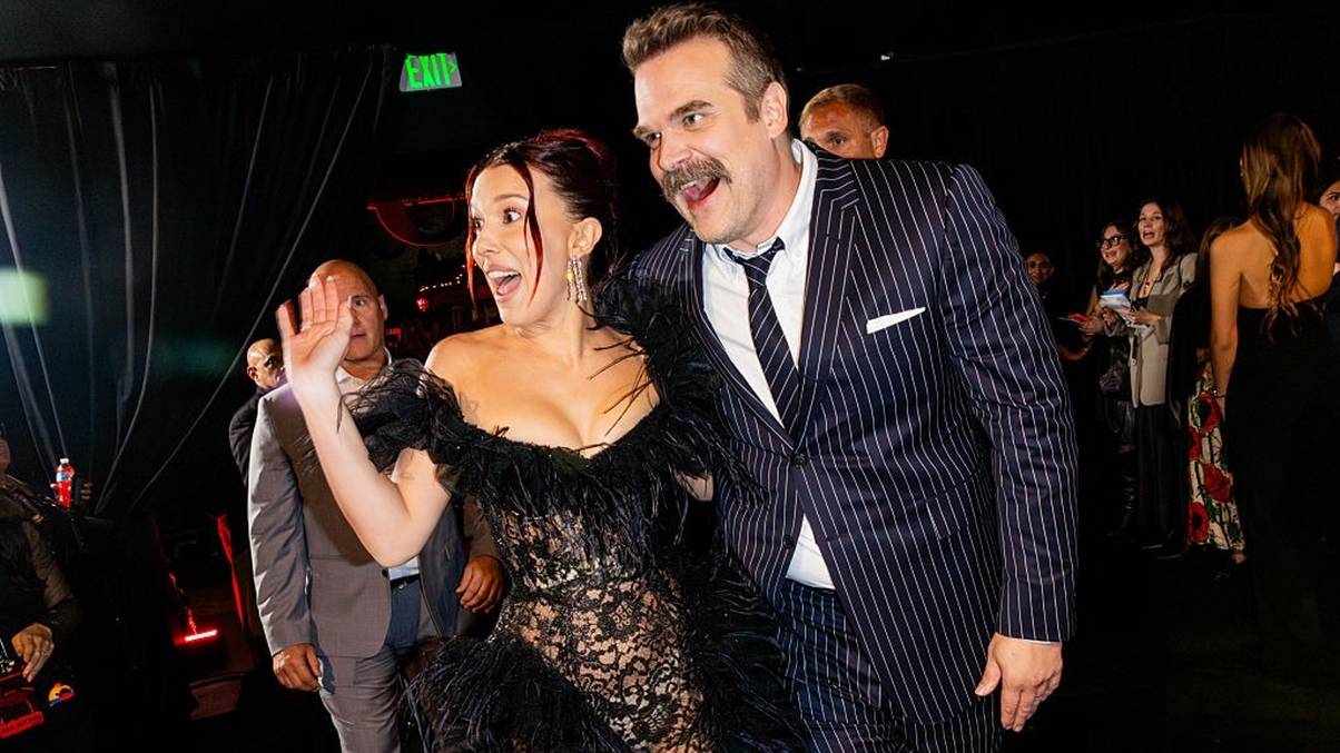 Millie Bobby Brown & David Harbour Break Silence: What’s Really Behind Their Premiere Statement Amid Bullying Scandal?