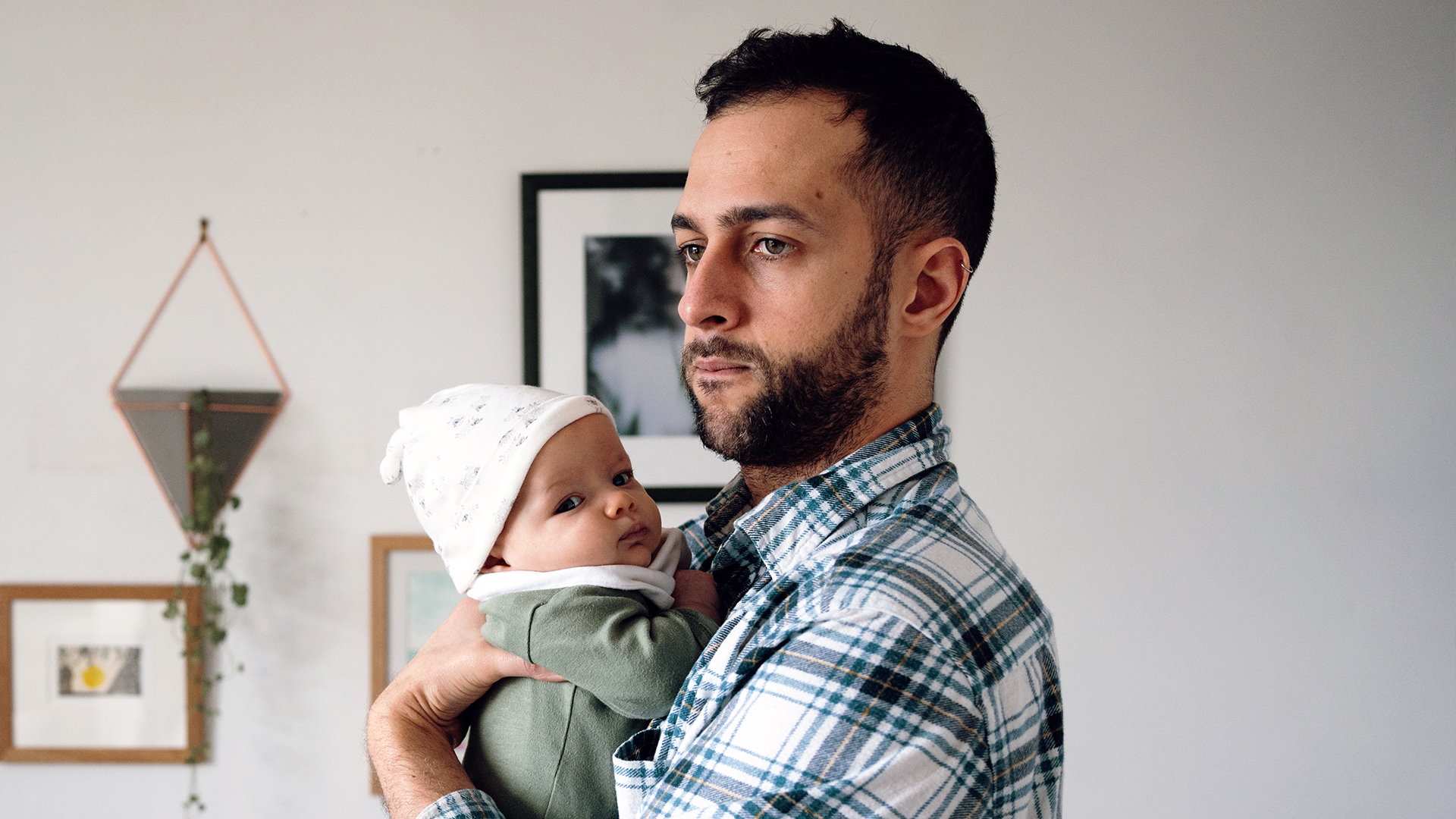 Against All Odds: Newborn Leaves First-Time Dad Completely Unchanged