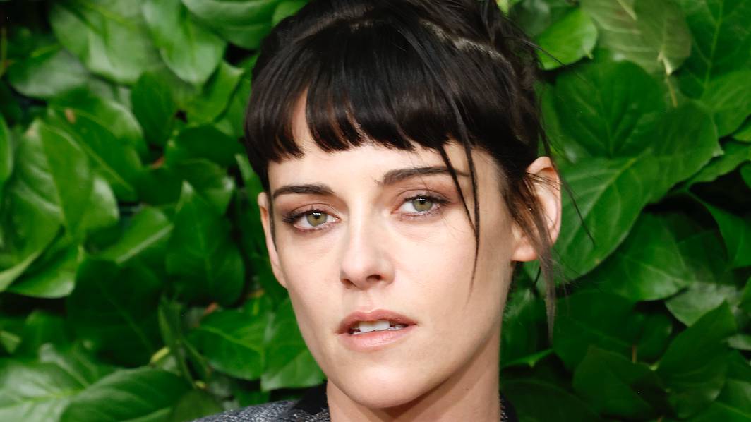 Kristen Stewart Reveals Mysterious Connection That Has Her 'Haunted' by Princess Diana's Spirit