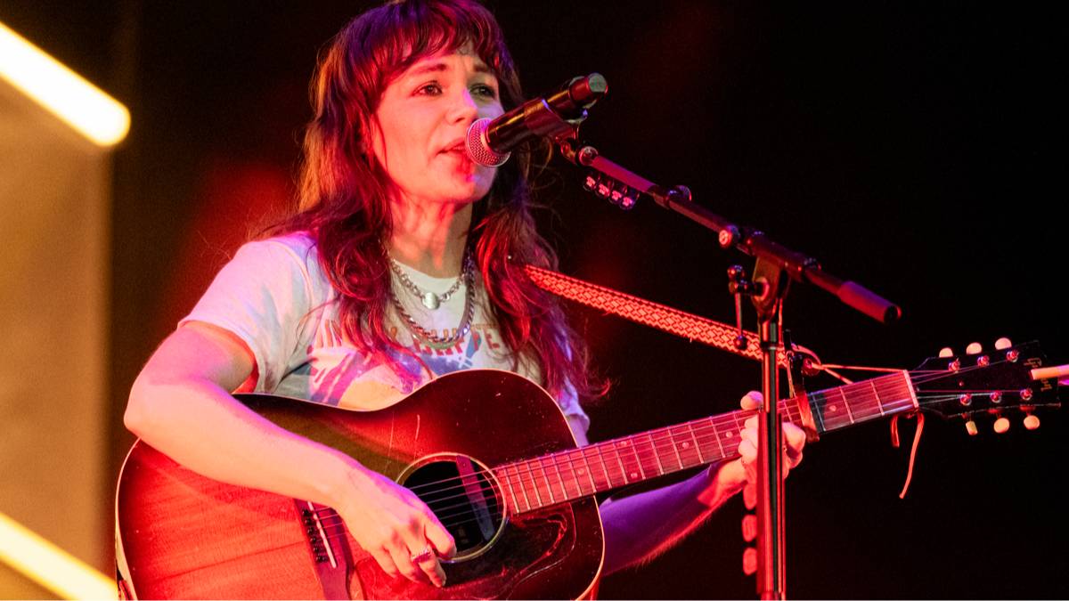 Singer's Unbelievable 50th Birthday: A Wedding with Her Dog Shocks Friends and Fans Alike