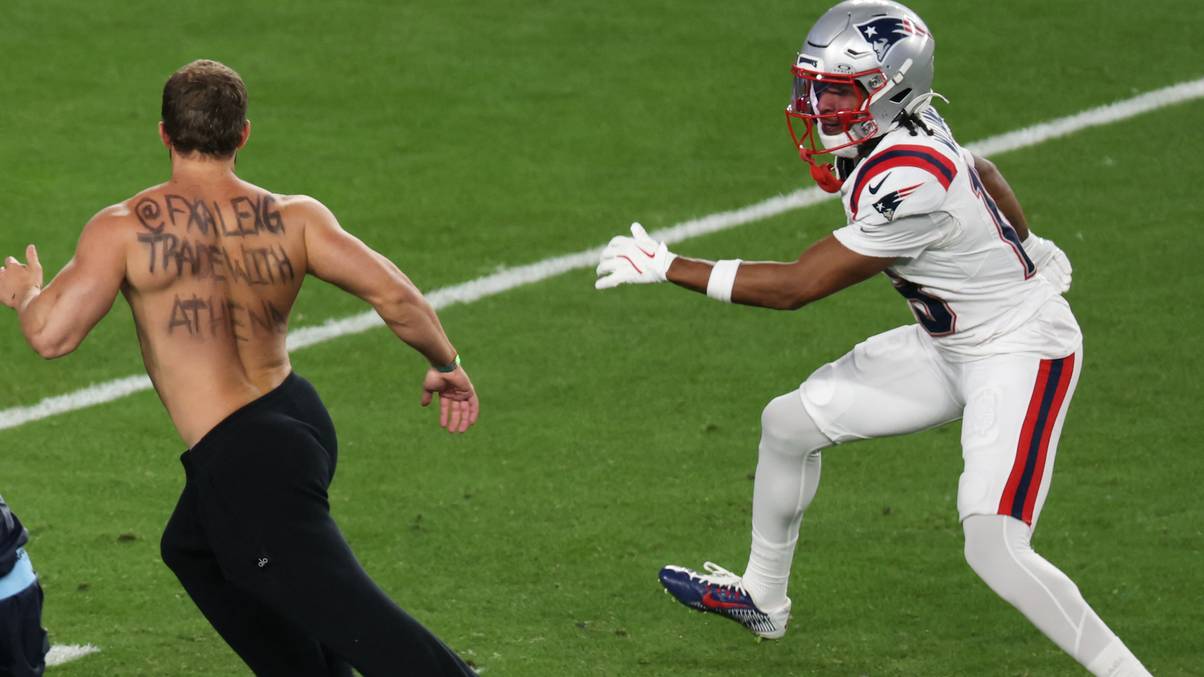 Super Bowl Pitch Invader Reveals Shocking Moments Before Being Tackled by Star Player