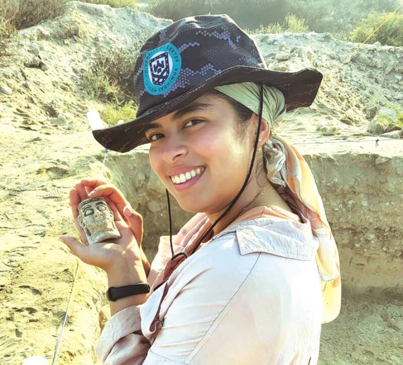 Unearthed in Bahrain: A 3,300-Year-Old Ceramic Mask Reveals Secrets of an Ancient Civilization's Lost Identity