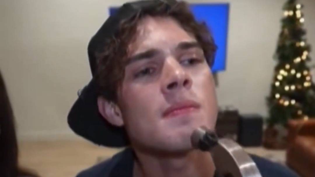 Why Are Thousands Risking Severe Injury by Smashing Their Faces with Hammers?