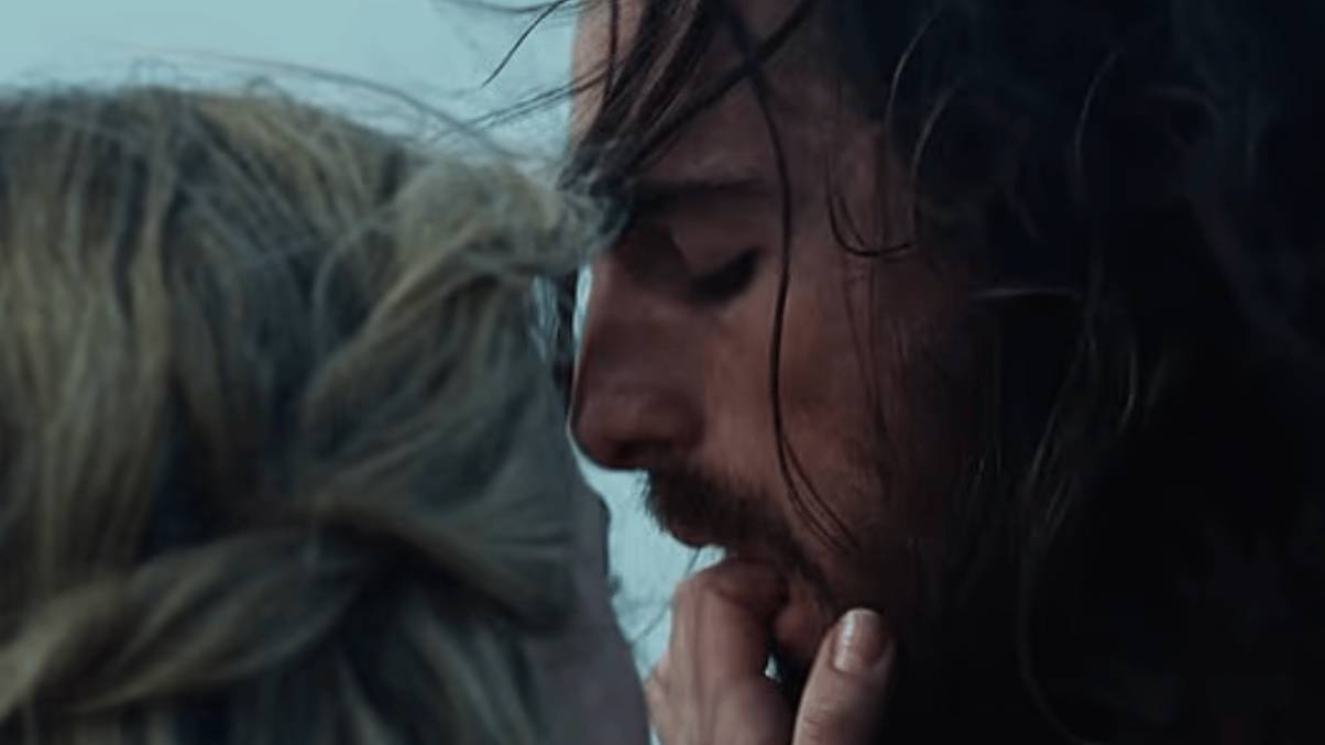 Wuthering Heights’ Secret Behind-the-Scenes Decision: Why the Film Avoided Nudity