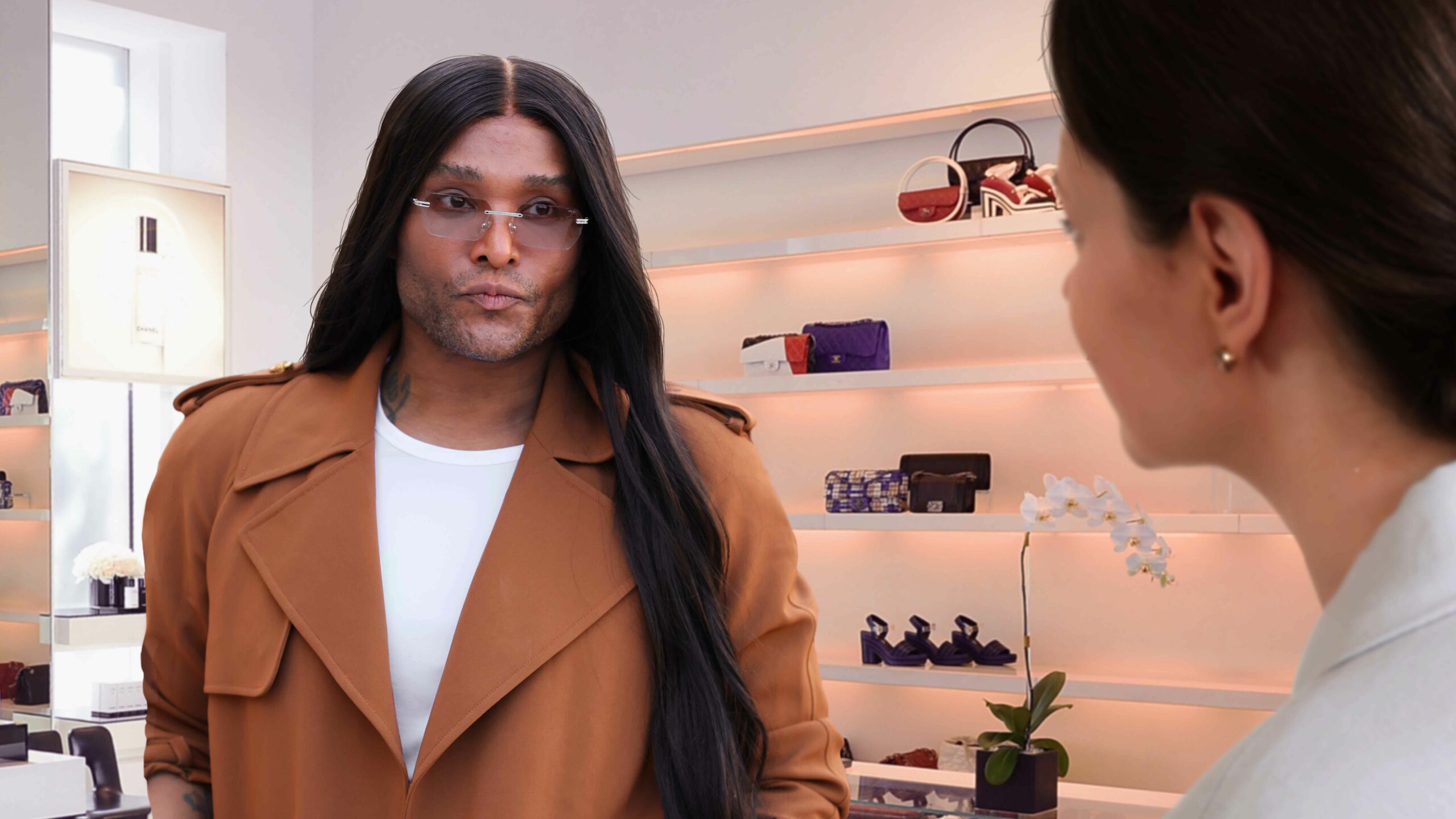 Celebrity Stylist Law Roach’s Unusual Request Leaves Store Staff Stunned: What Was He Really Shopping For?
