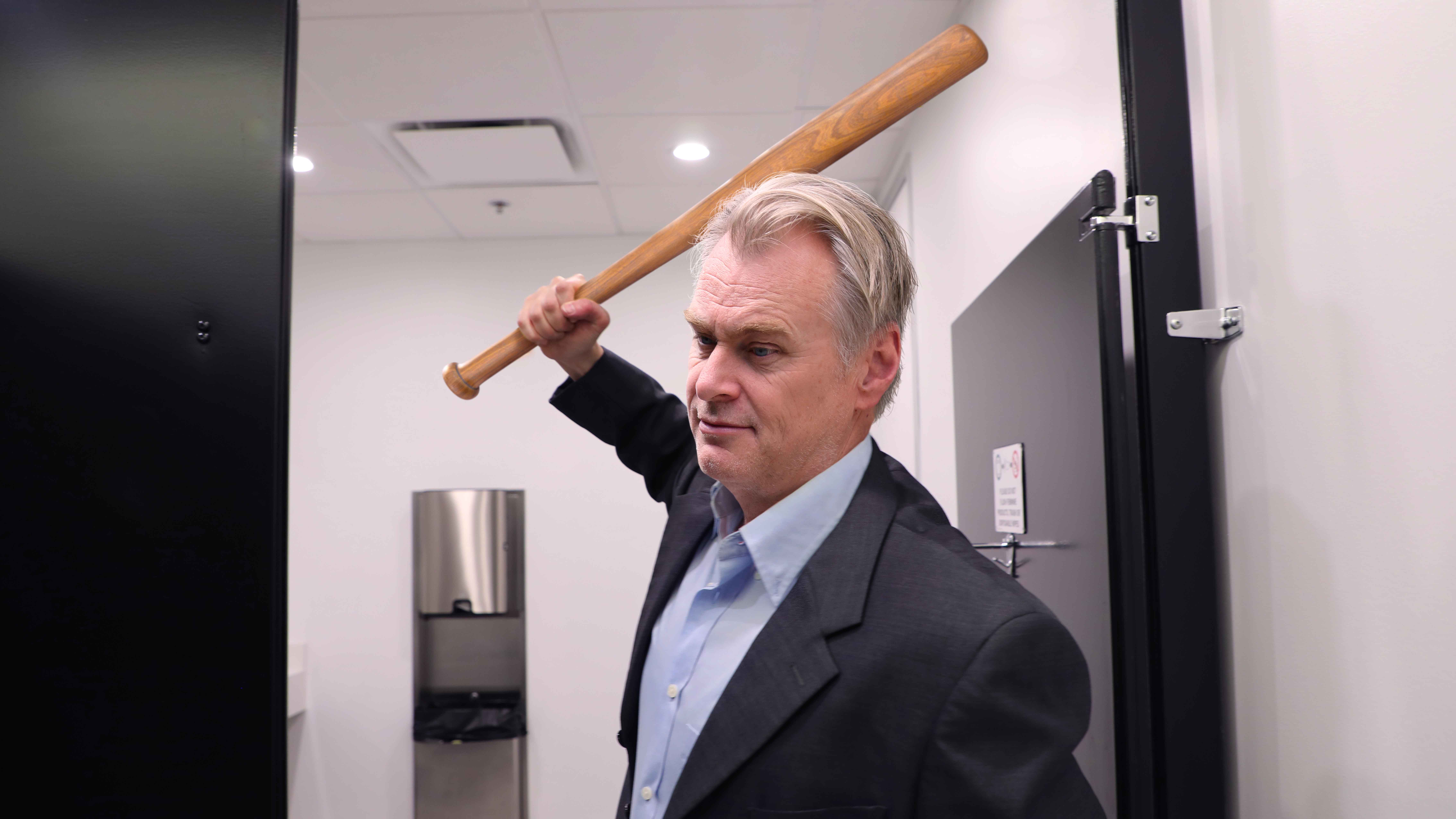 Christopher Nolan’s Surprising Midnight Showdown: What Really Happened in That Theater Bathroom?