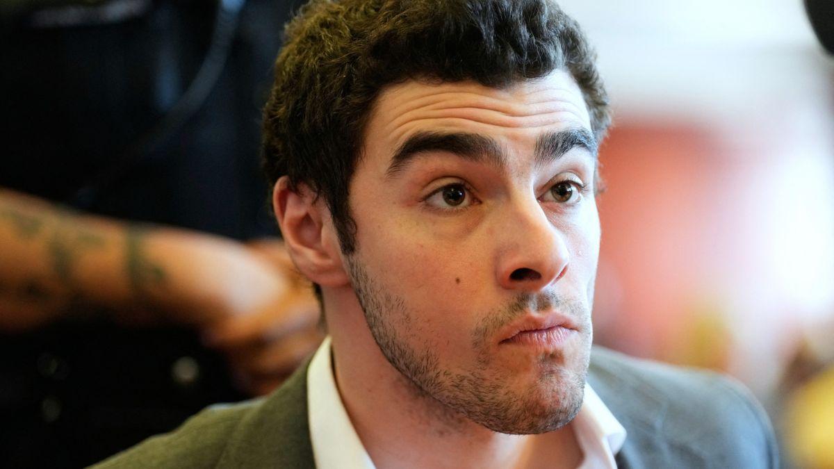 EXCLUSIVE: Luigi Mangione’s High-Stakes Defense Hinges on Shocking Emotional Reveal – Accused CEO ‘Assassin’ Unveils Controversial Strategy