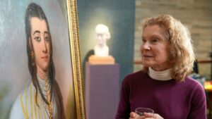Forgotten Attic Find Stuns BBC Appraisers with Secret Six-Figure Value
