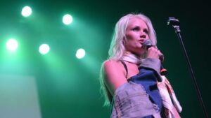 Heartbreaking Revelation: Lauren Bennett’s Father Exposes Untold Truth Behind Singer’s Tragic Demise