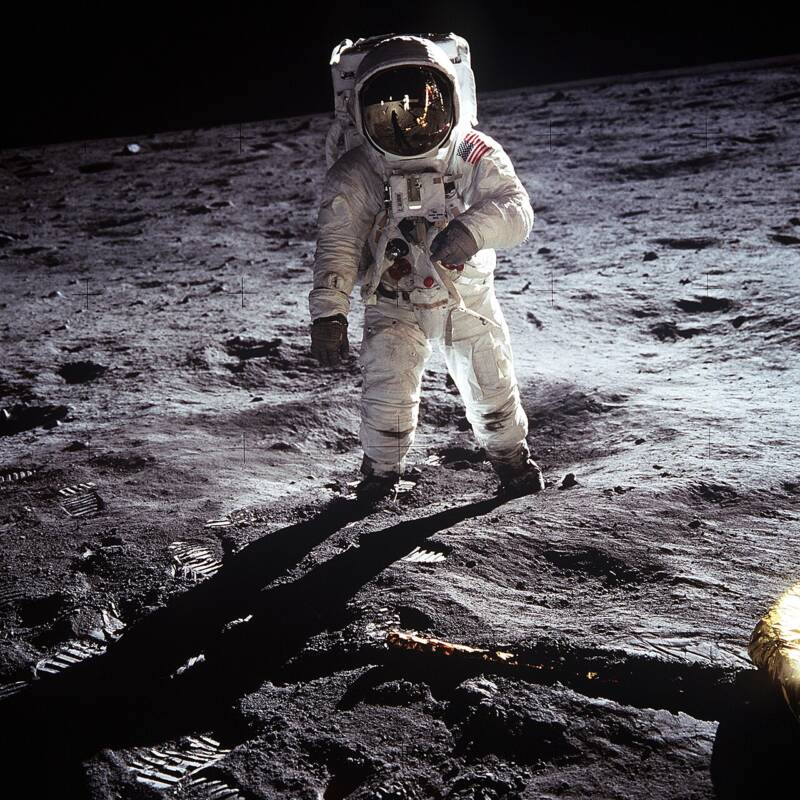 Historic Apollo 11 Pen That Played a Critical Role in Lunar Survival Fetches Jaw-Dropping $850,000 at Auction