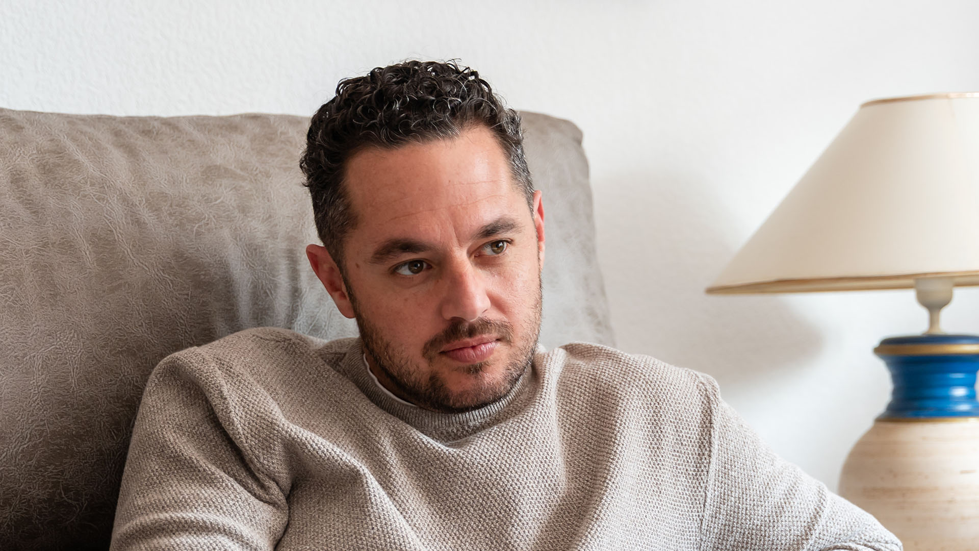 You Won’t Believe What Happened When This Man Watched an Entire Movie Without Hitting Pause