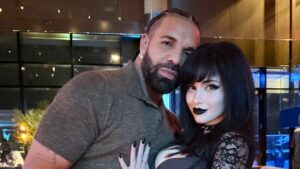 Drake’s Secretive Castle Date With Mystery ‘Goth Baddie’ Sparks Wild Fan Theories