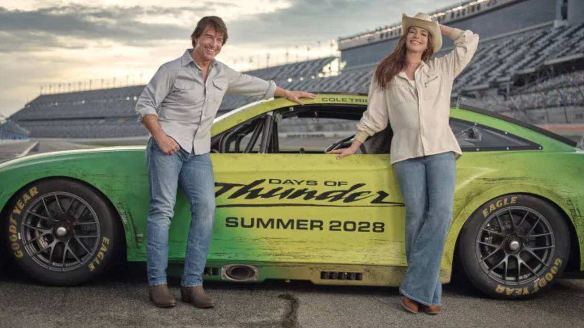 'Hollywood Uproar: Original Days of Thunder Icon Reveals Shocking Reasons for Rejecting Anne Hathaway in Sequel'
