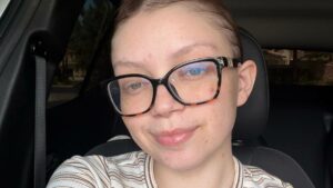 How a Simple Flight Discomfort Led a 22-Year-Old Woman to a Shocking Cancer Diagnosis
