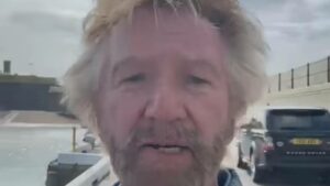 Noel Edmonds Sparks Debate After Lobster Rescue Mission—PETA’s Surprising Response Revealed
