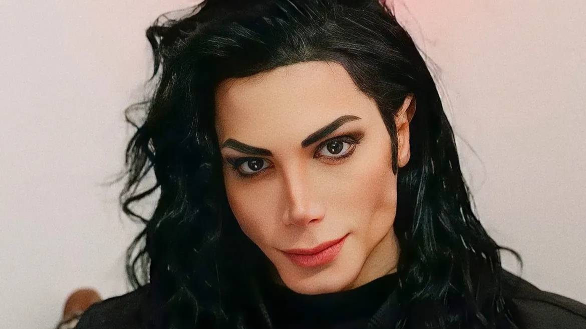Obsessed with Michael Jackson: See the Shocking Transformation of the Teen Who Began Surgery at 15