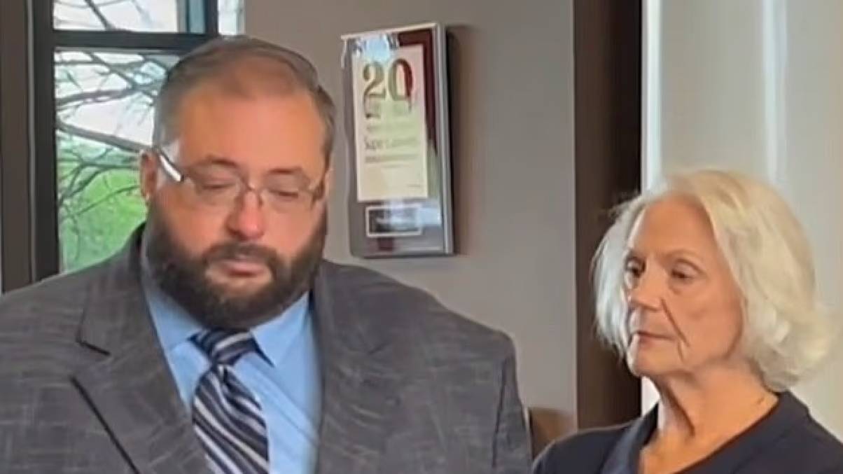 Shocking Revelation Unravels Woman’s Entire Life—What She Discovered Will Leave You Speechless