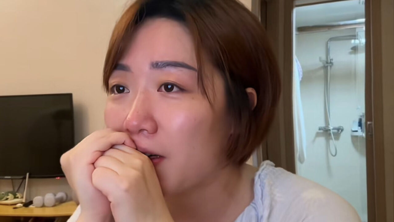 The Untold Truth Behind China’s “Leftover Women” Stigma That Shattered Her Mom’s Matchmaking Plans