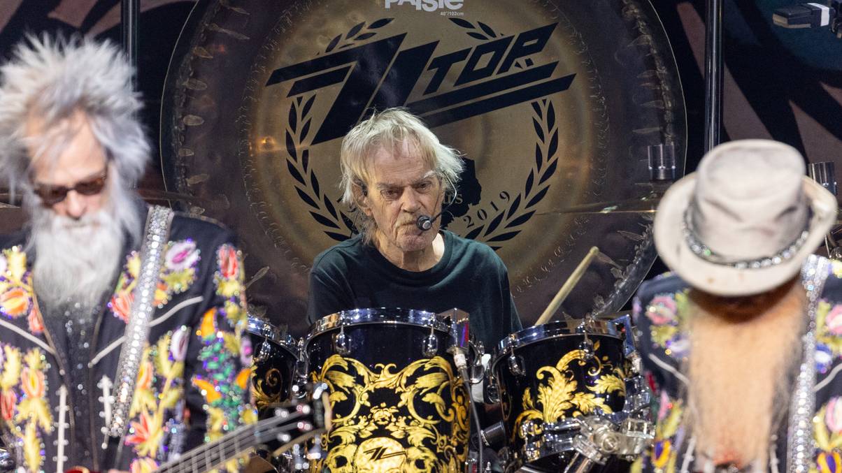 ZZ Top’s Frank Beard Dies at 77—The Surprising Legacy He Leaves Behind