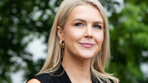 Karoline Leavitt’s Bedroom Blunder Sparks Wild Theories of a Secret Plot Against Trump—What Are They Hiding?