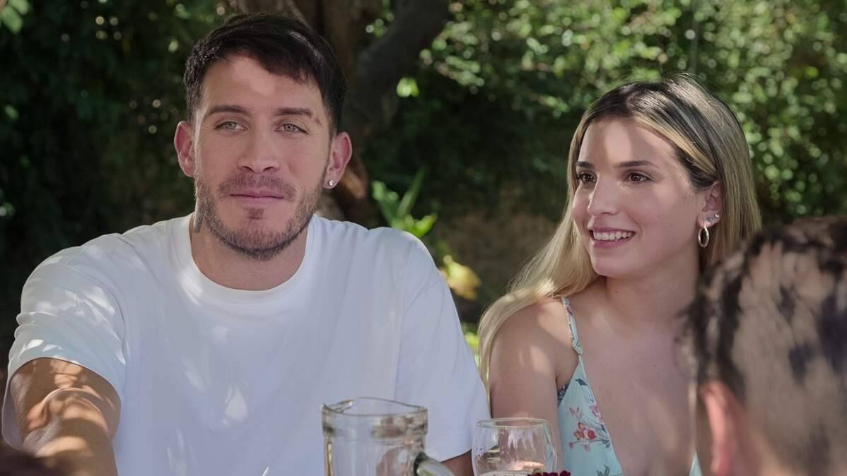 ‘Love Is Blind’ Star Claims Jailed Ex Still Reaches Out—But How Is He Getting To Her?