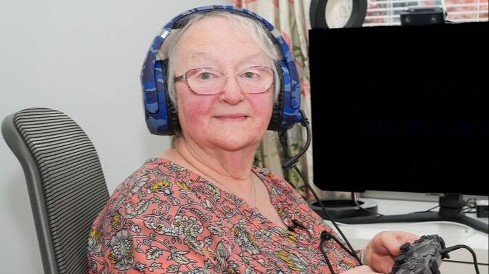 Meet the 78-Year-Old ‘Grumpy Gran’ Shattering Records and Redefining Fortnite Fame!
