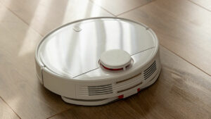 Robot Vacuum Uncovers Shocking Affair, Leading to Husband’s Unexpected Prison Sentence