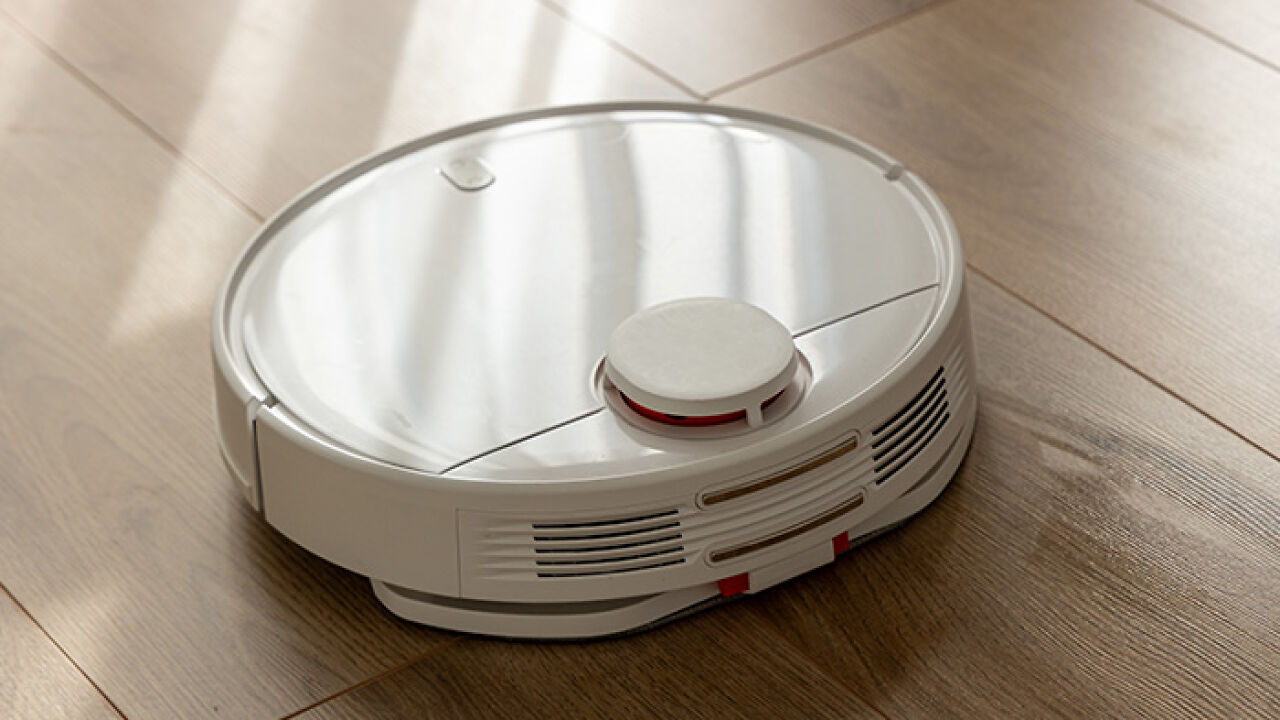 Robot Vacuum Uncovers Shocking Affair, Leading to Husband’s Unexpected Prison Sentence