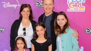 Tragedy Strikes Hollywood: The Heartbreaking Loss of Chad Lowe and Kim Painter’s Daughter at 13