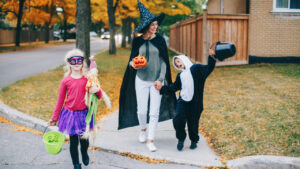 64 Spine-Chilling Halloween Disasters That Will Make You Question Everything Beyond Costumes