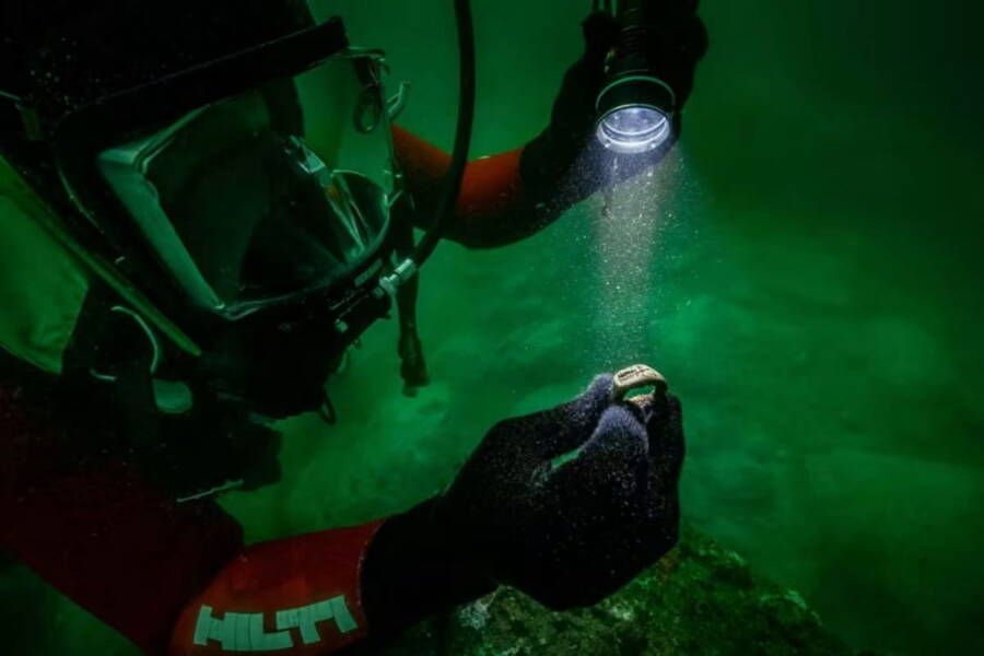 Ancient Egyptian Ring Unearthed: Could This 1,900-Year-Old Artifact Hold Secrets of the Legendary Lighthouse of Alexandria?