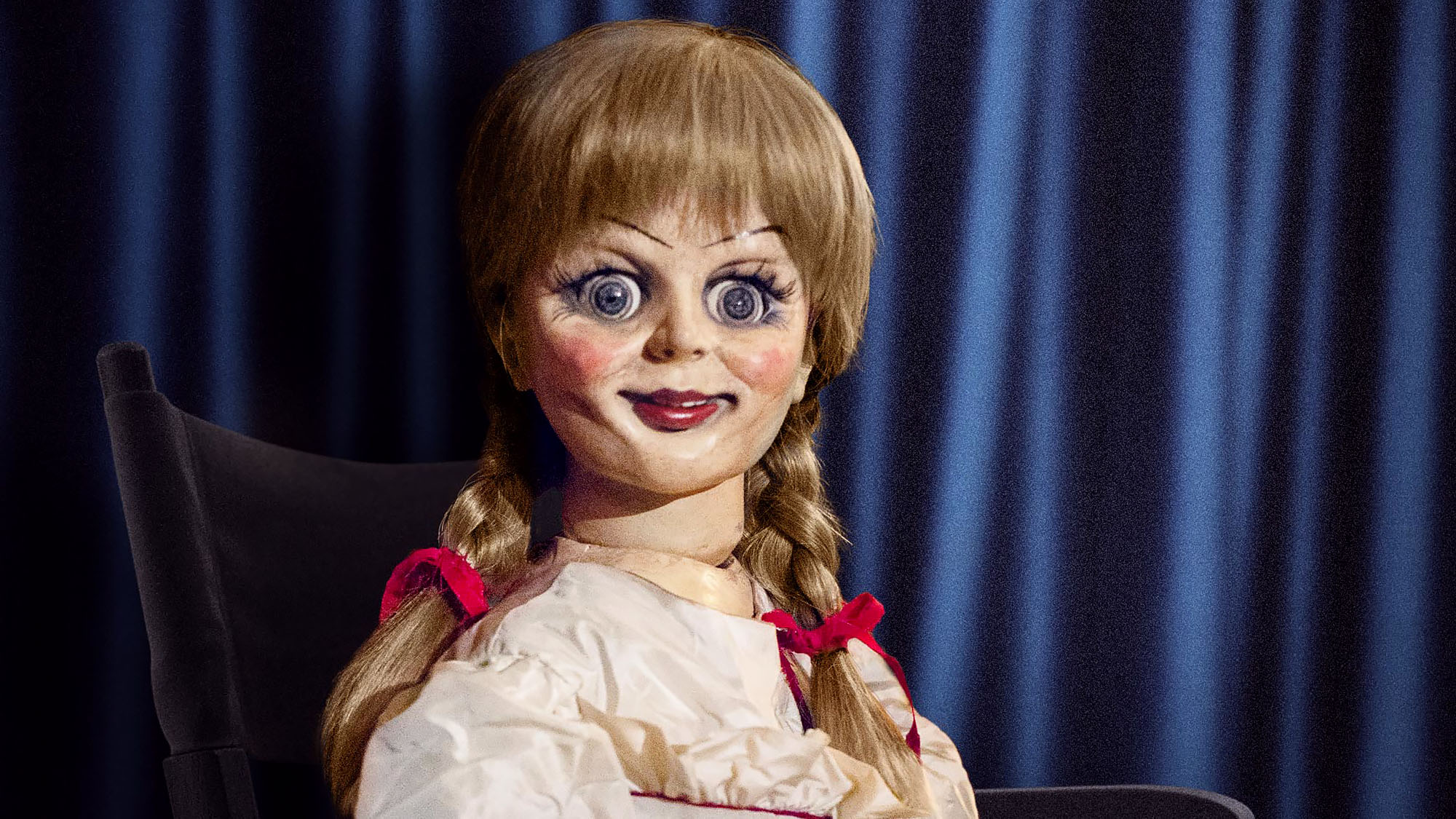Annabelle Reveals the Dark Side of Fame: What It’s Really Like to Be Hollywood’s Haunted Doll