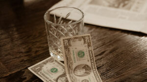 California Bar’s Shocking Public Tip Shaming Sparks Outrage and Unexpected Backlash