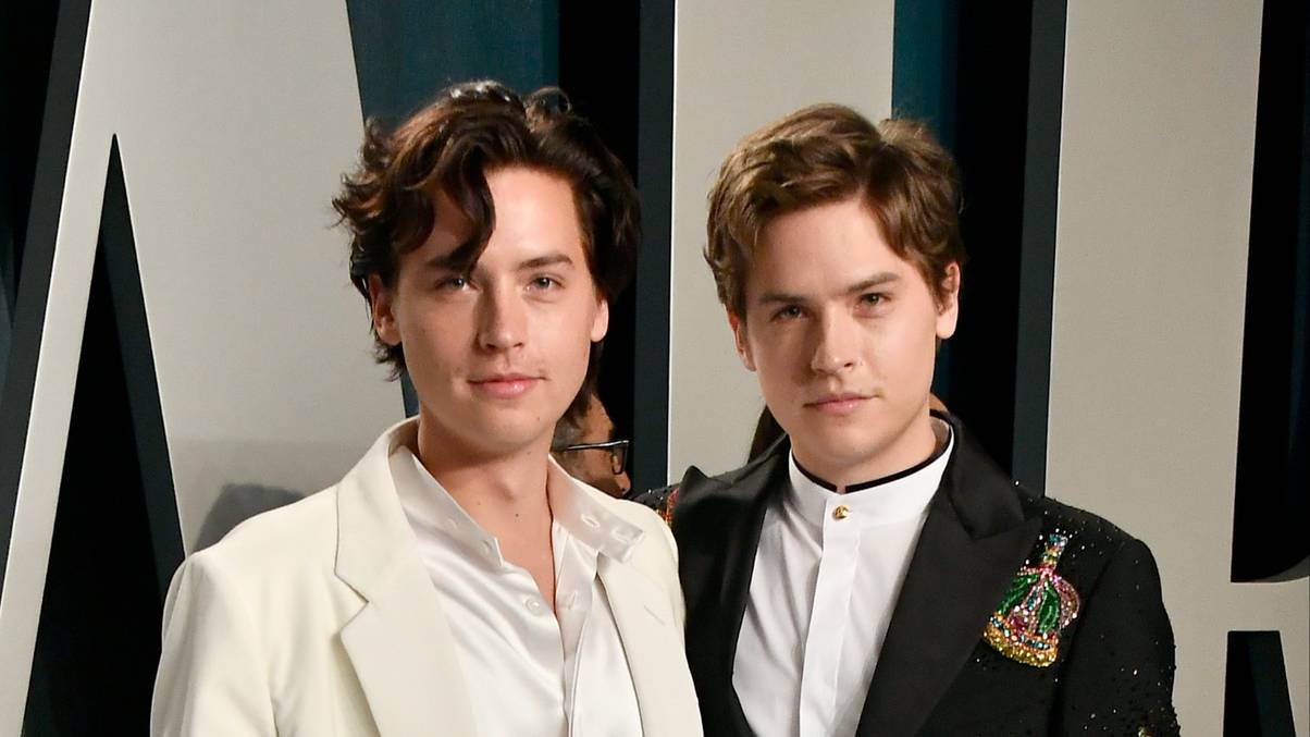 Dylan Sprouse Shocks Internet with Bizarre Claim—His Unexpected Reply Stuns Everyone