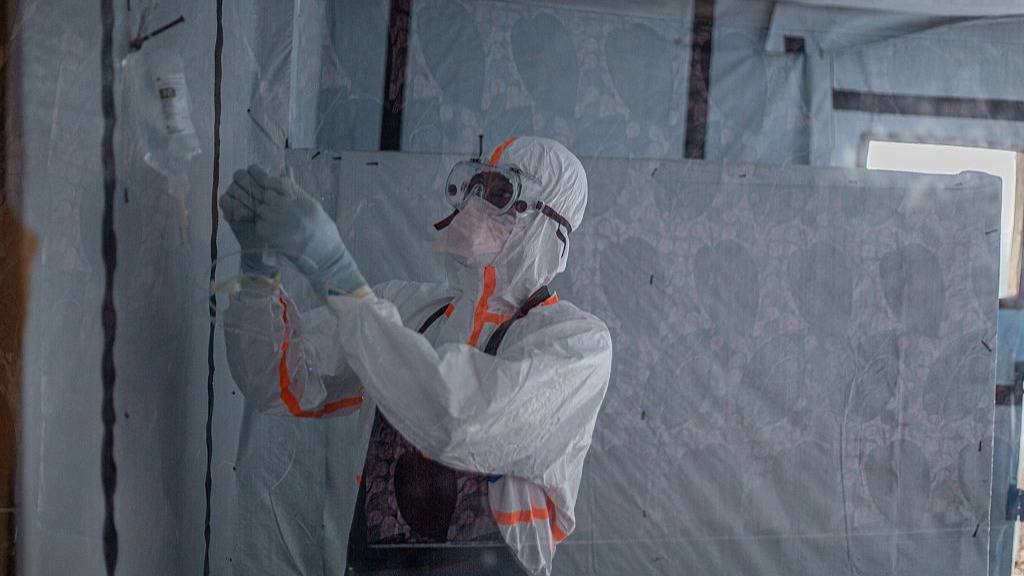 Ebola’s Rapid Spread Sparks Alarm: Could the UK Be Next in Its Deadly Path?