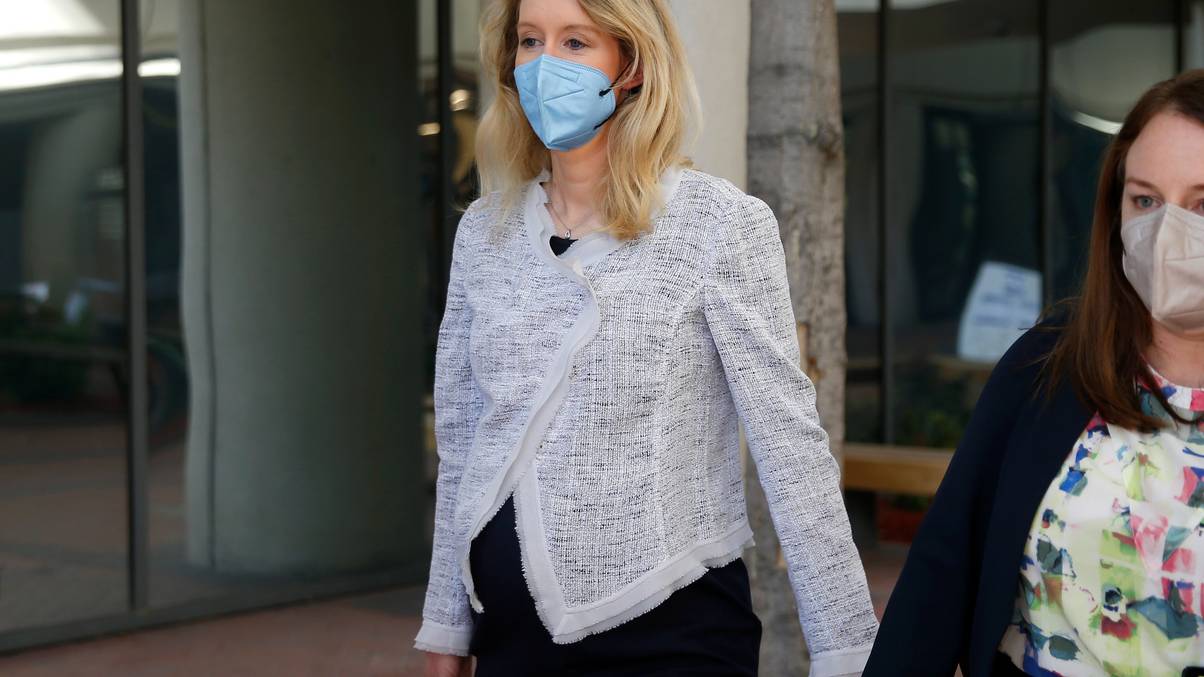 Elizabeth Holmes Claims Pregnancy Timing Is 'Pure Coincidence' Amid Jail Avoidance Accusations