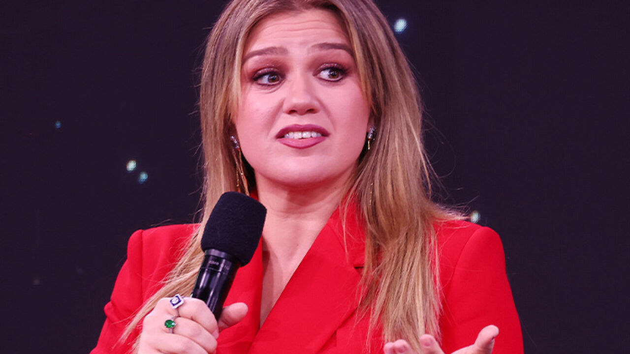 Kelly Clarkson Confronts Brooklyn Boutique in Fiery Showdown Over Shocking Assumption About Her Wealth