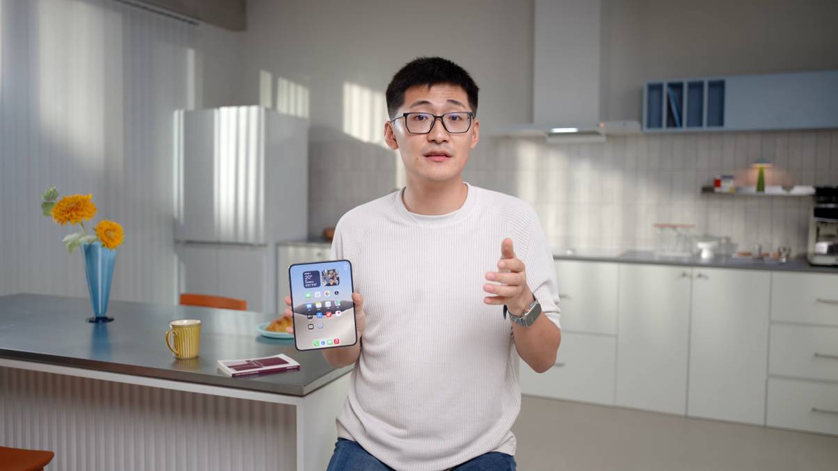 We Folded the iPhone Duo 10,000 Times—What Happens Next Will Shock You!